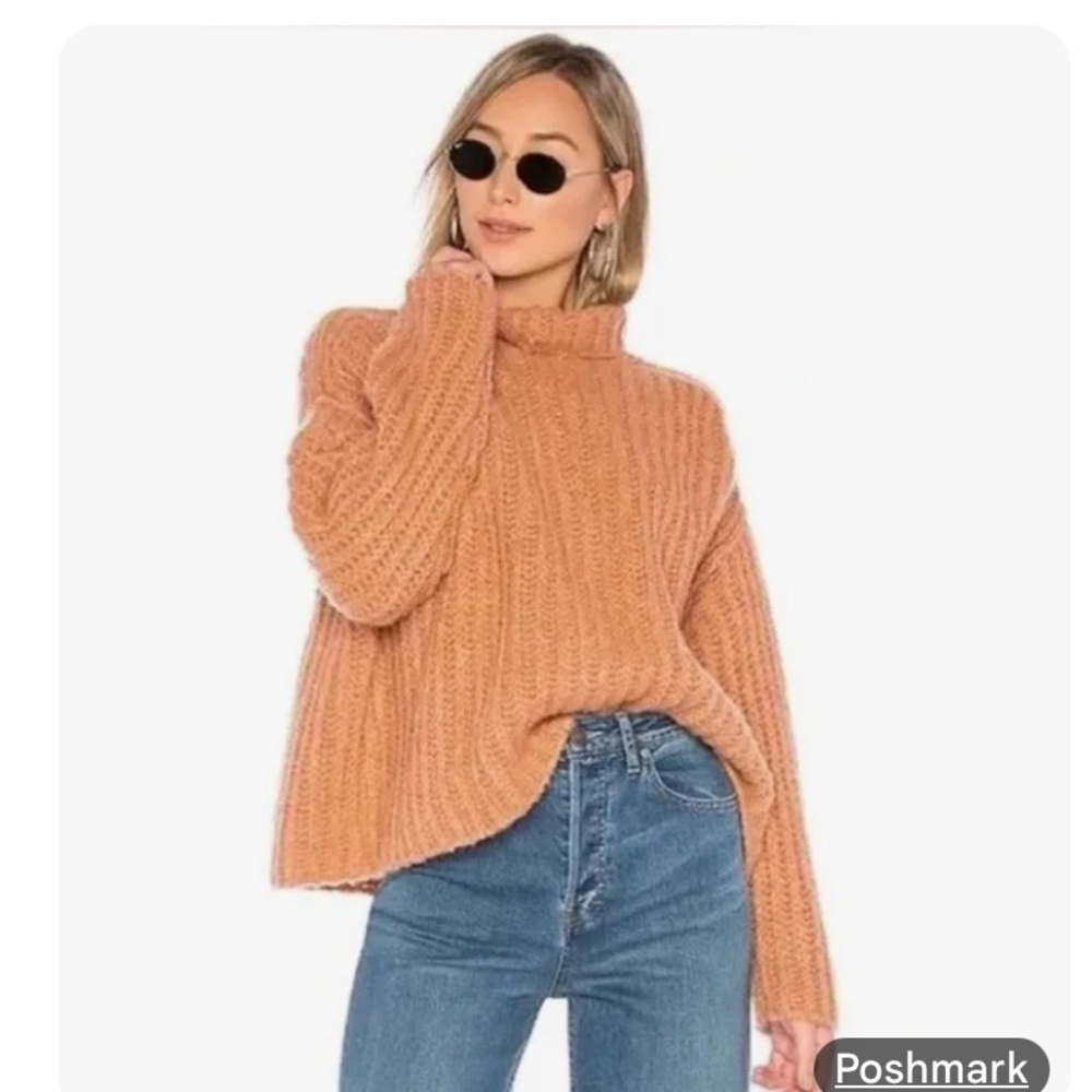 Free People Fluffy Fox Turtleneck size small/ papaya orange